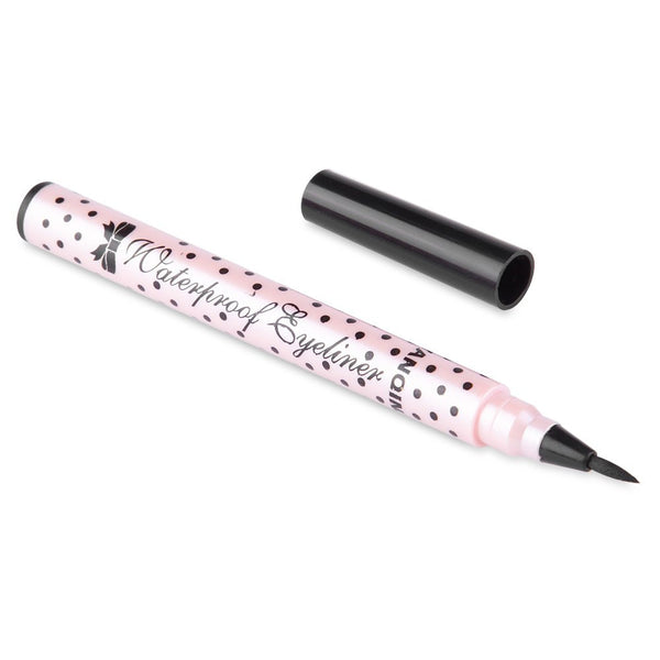 Lasting Eye Liner