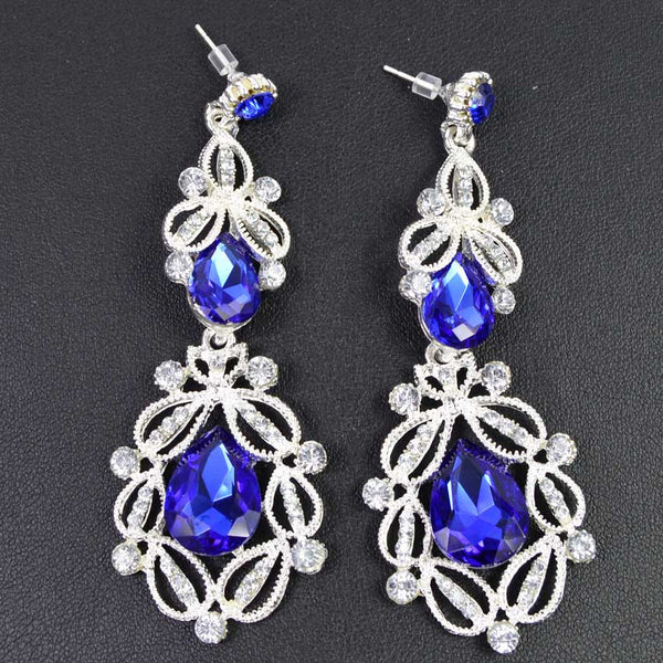 drop earrings