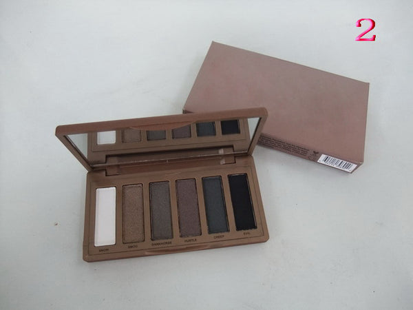 [BIG SALE] NAKED  Makeup, Contour kit kat